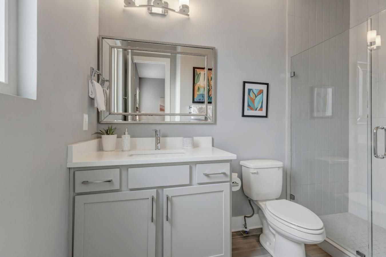 Rooftop Fire Pit + River Views 4br Sleeps 12 Holiday home Nashville