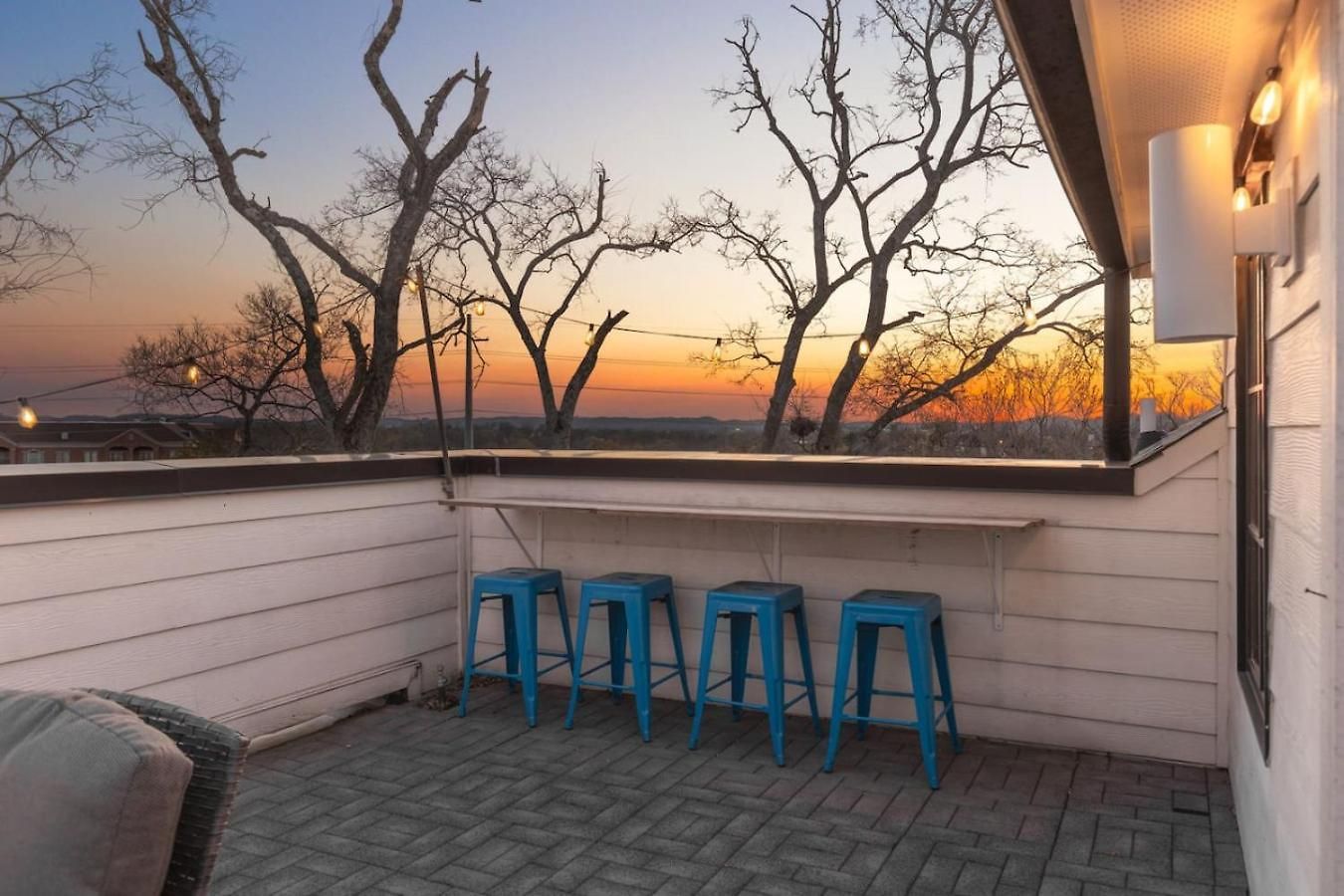 Townhome With Rooftop Garage Pool Table By Belmont And Vanderbilt Holiday home *