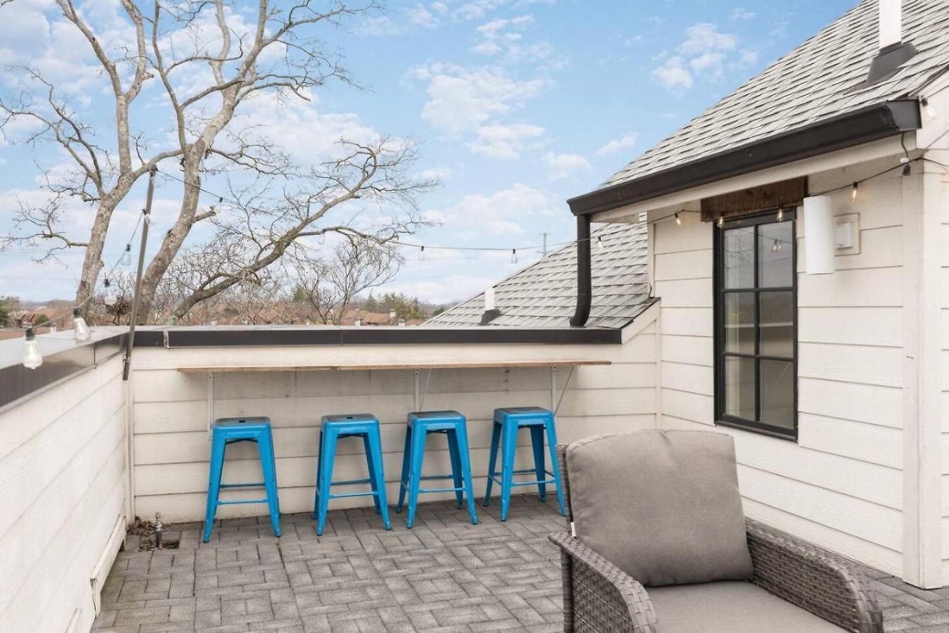 Holiday home Townhome With Rooftop Garage Pool Table By Belmont And Vanderbilt Nashville