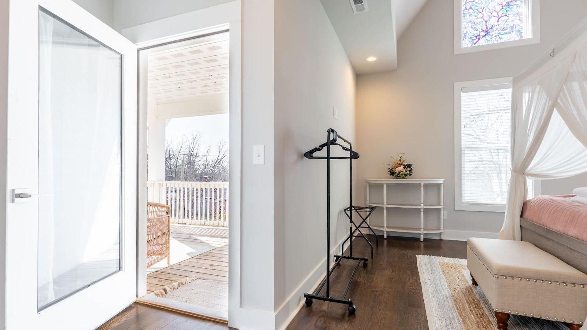 The Brightside Retreat - East Nash Balcony Views Holiday home Nashville