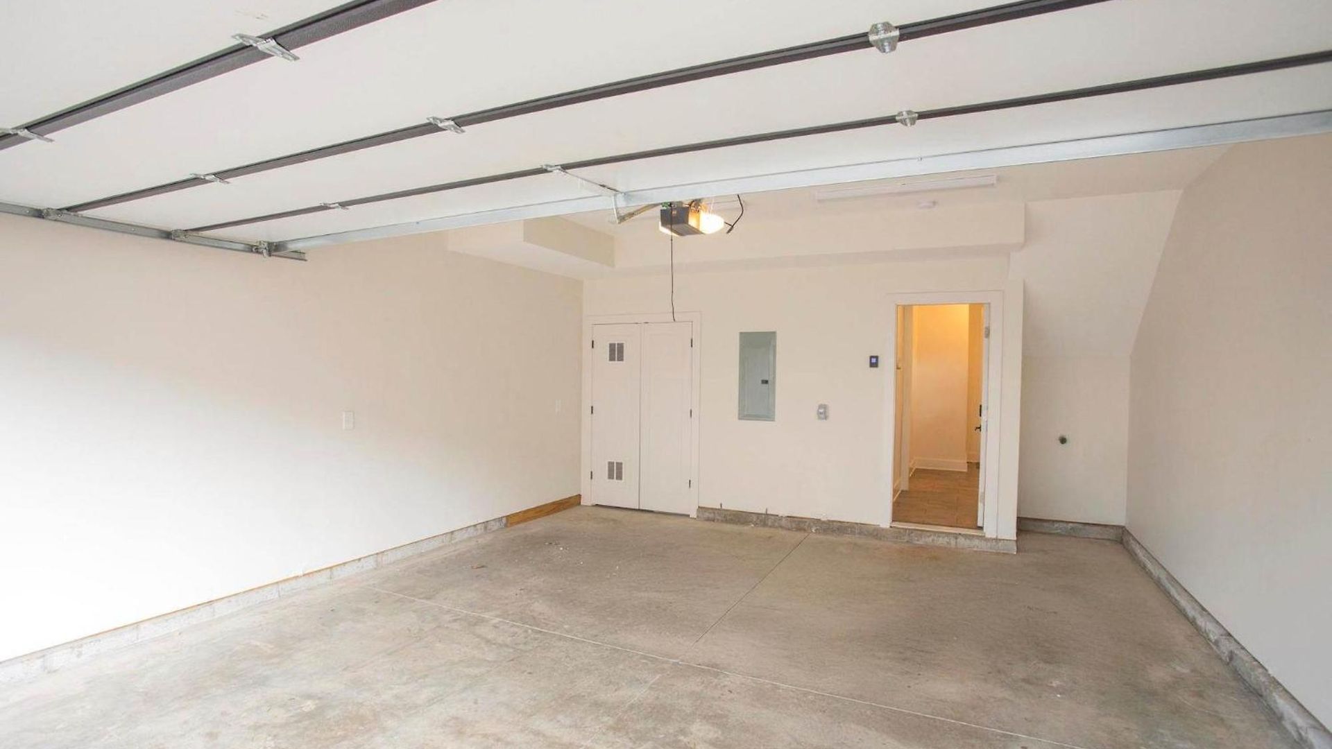 Great Location Near Gulch 12 South & Broadway