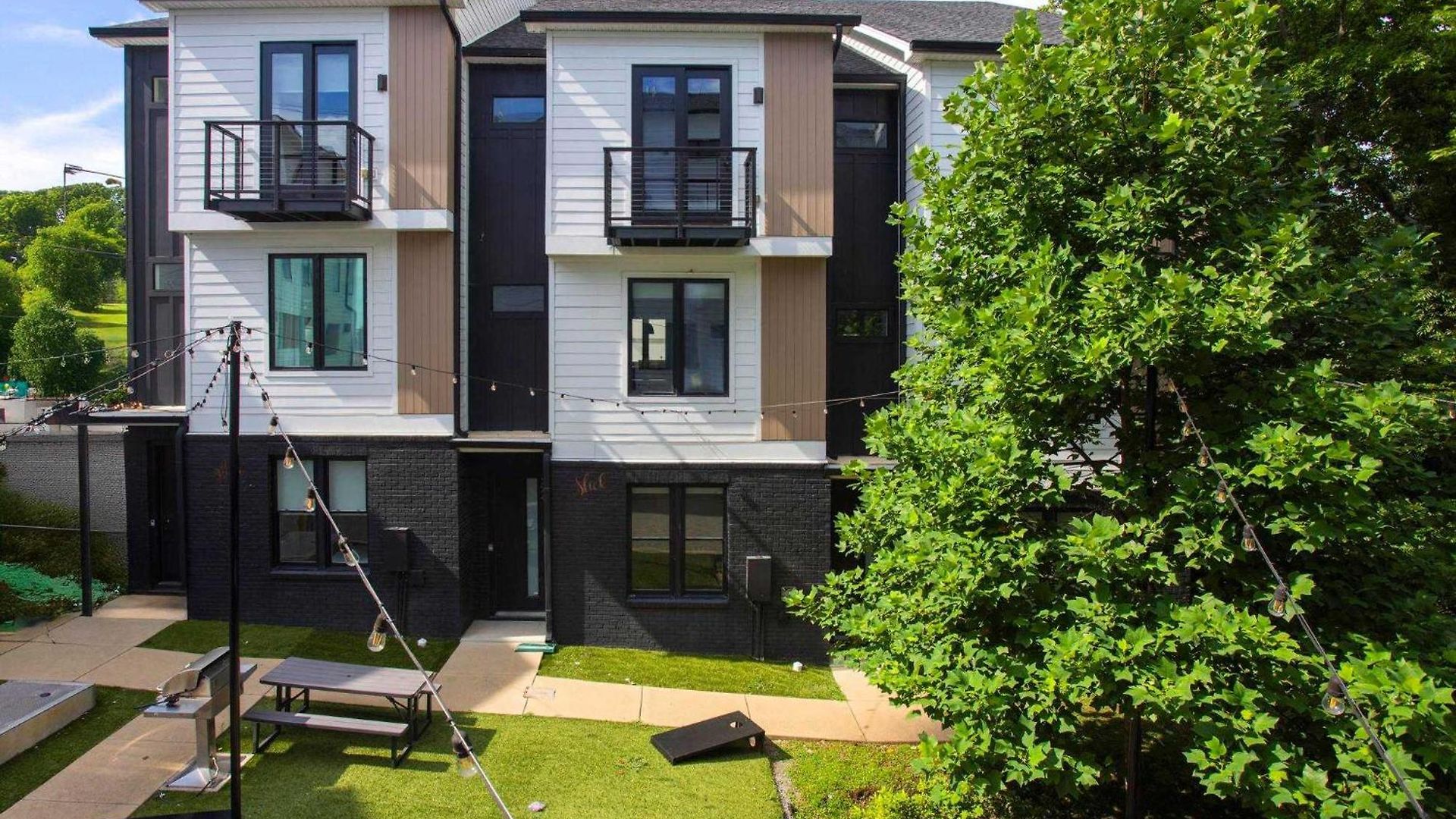Great Location Near Gulch 12 South & Broadway