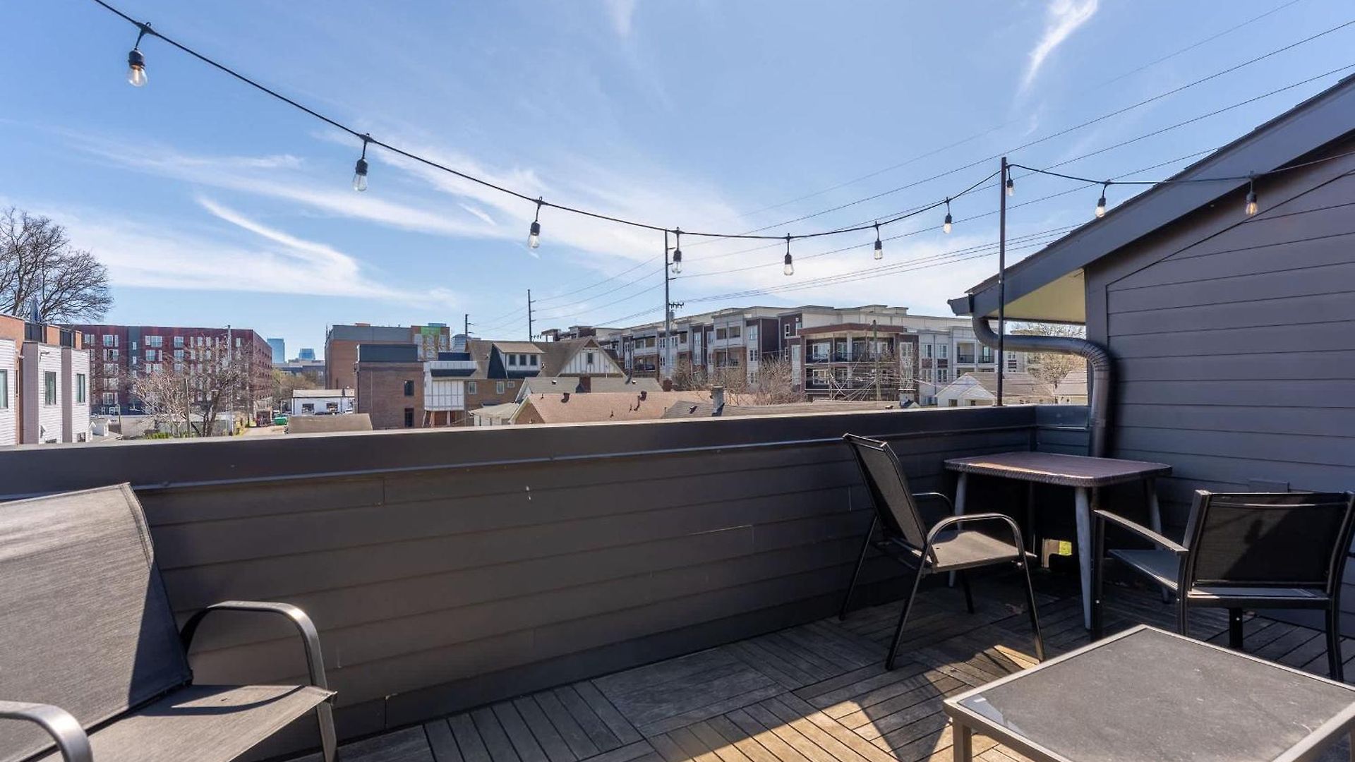 The Velvet Vinyl- Private Rooftop & Near Broadway * Nashville