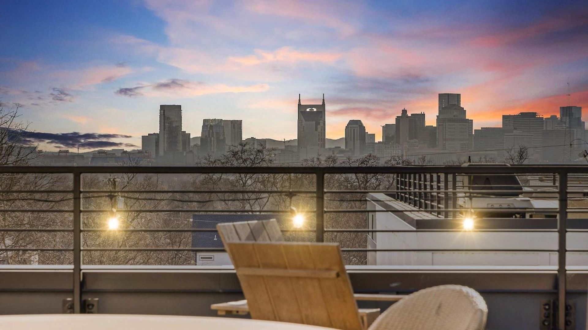 Skyline Views Hot Tub Fire Pit Grill & Parking *