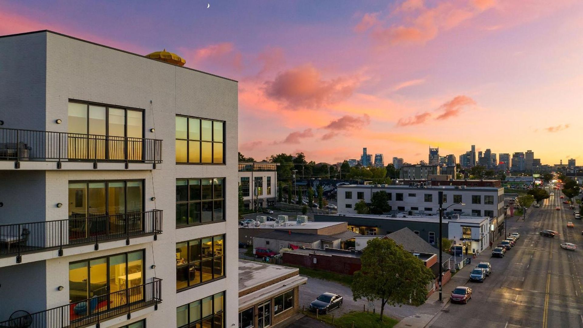 Carter Buyout - 2 Units By Avantstay Nashville