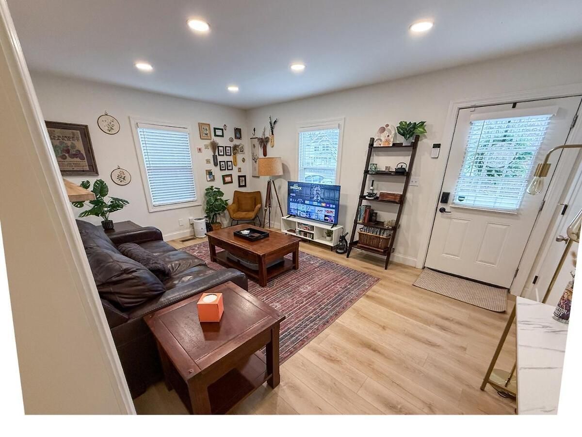 Apartment East 2br King Bed Retreat Nashville