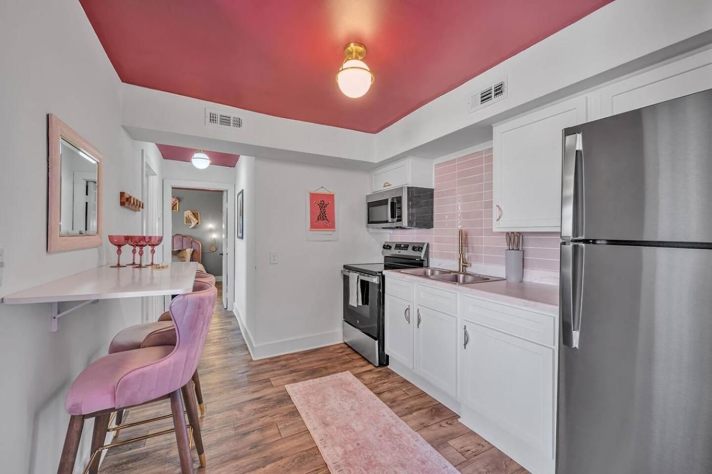 Modern 2br Near Downtown | Free Parking Nashville