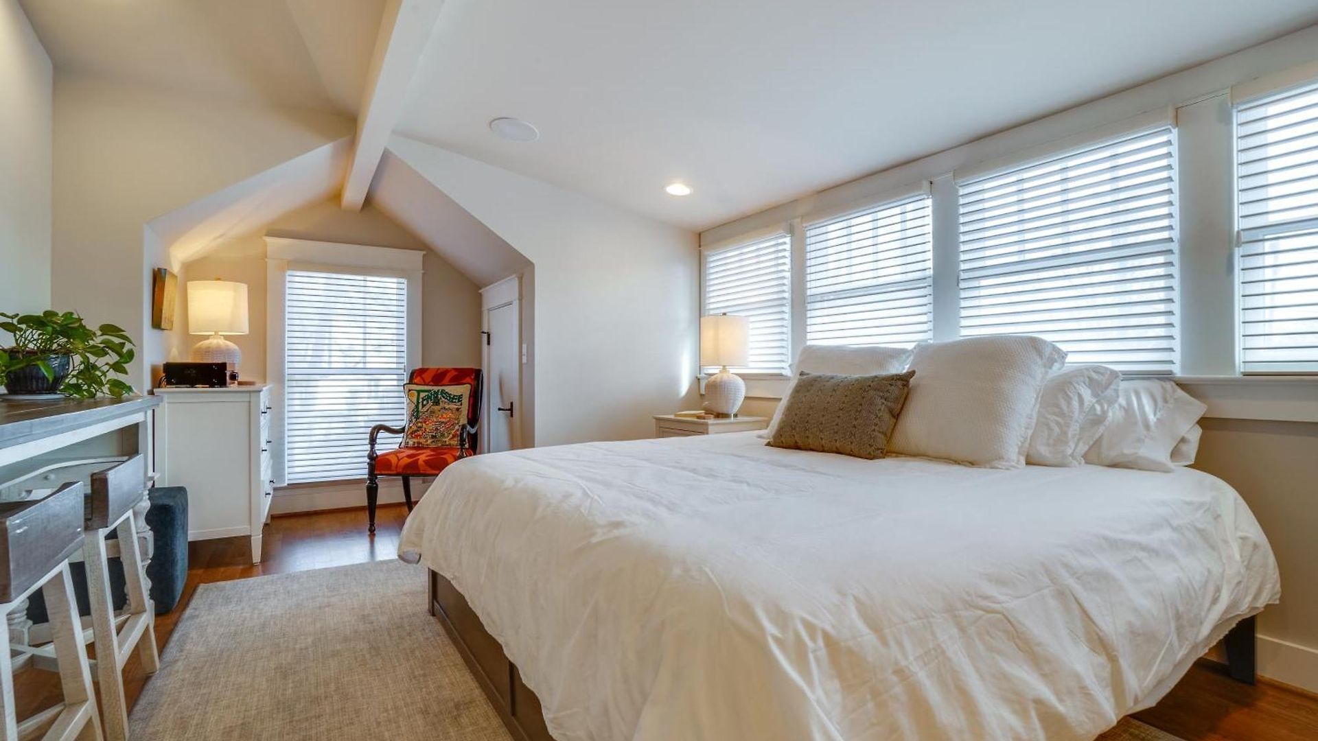 Apartment 1 Mi To Centennial Park, Couple's West End Retreat Nashville