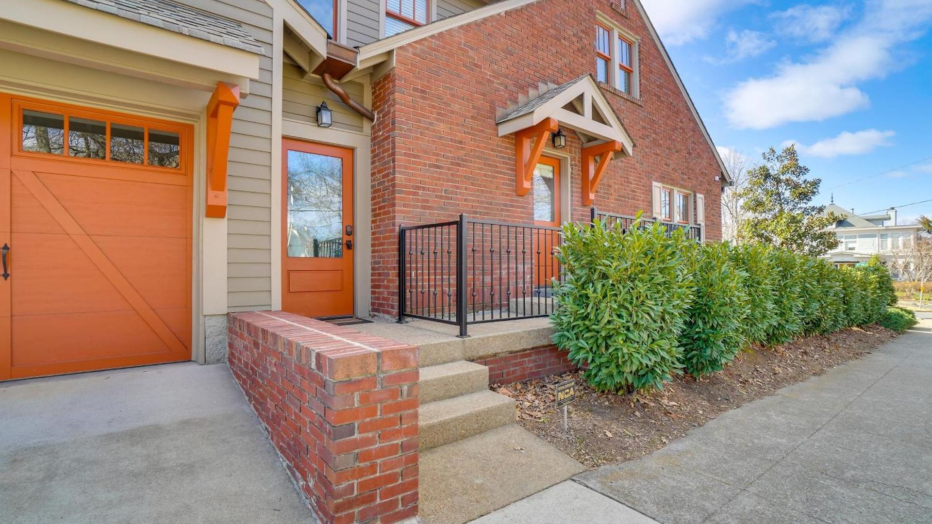 1 Mi To Centennial Park, Couple's West End Retreat *