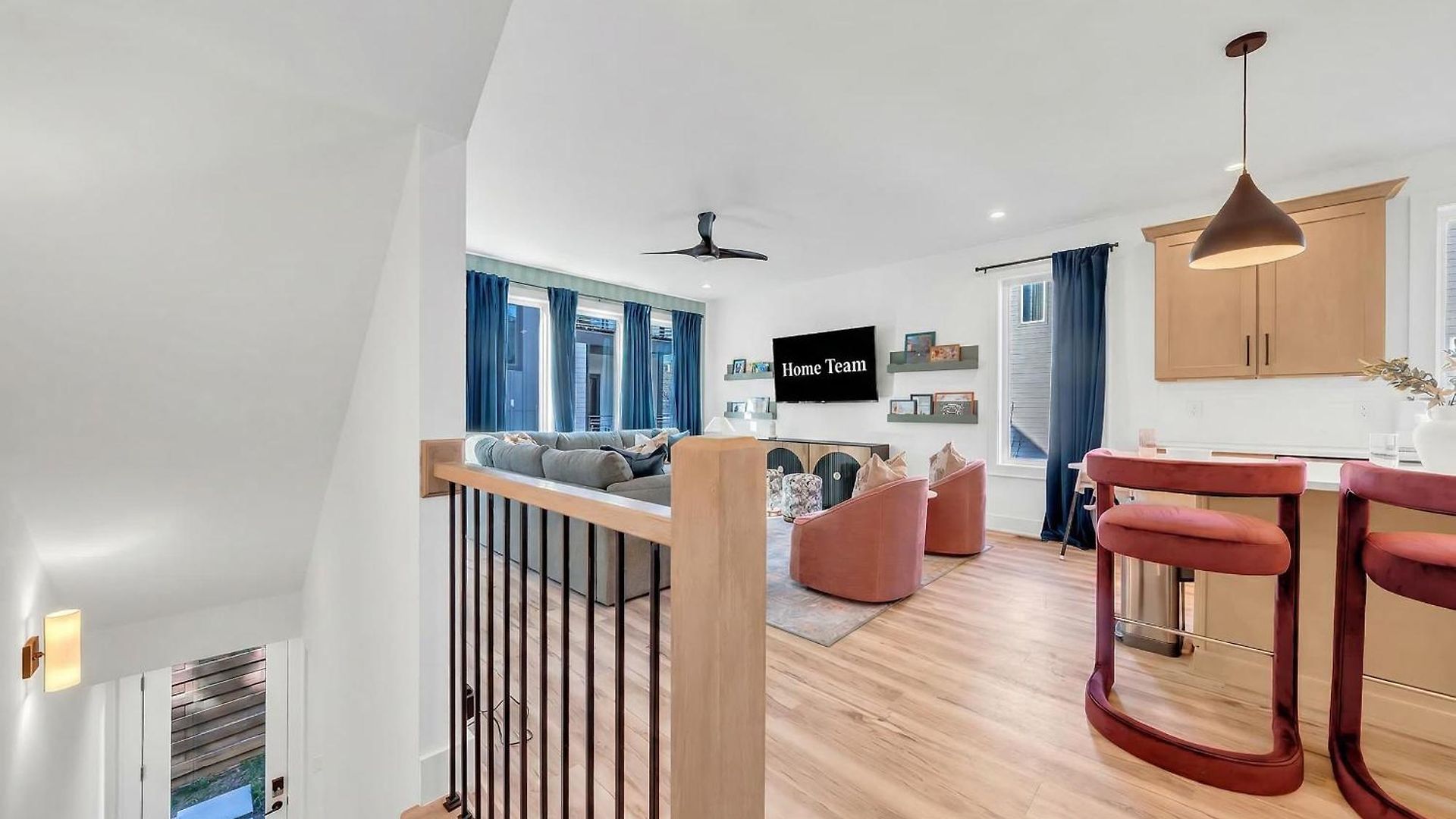 Apartment 4br Getaway - Rooftop Views - Fire Pit *