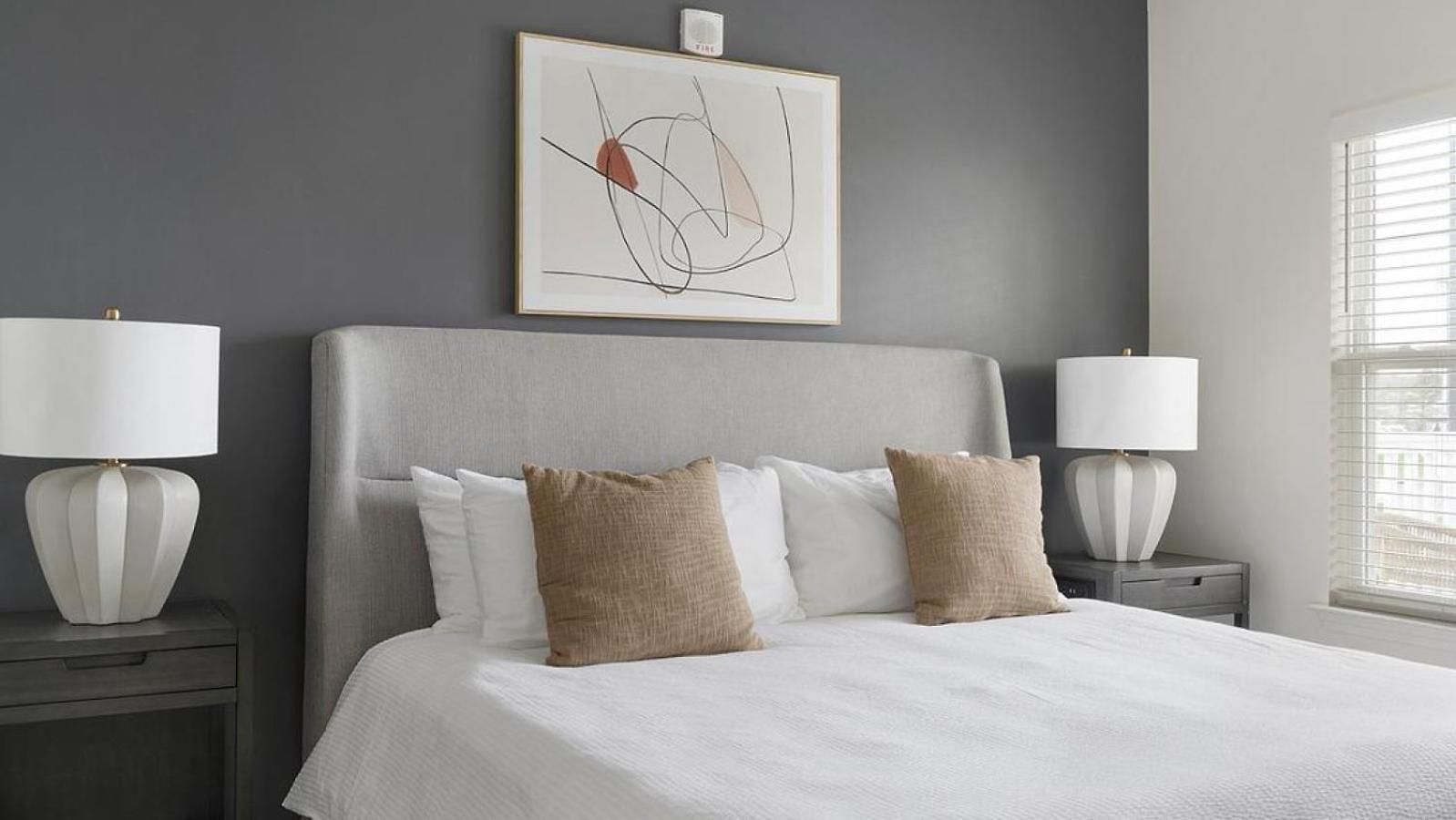 Landing Modern With Amazing Amenities Apartment