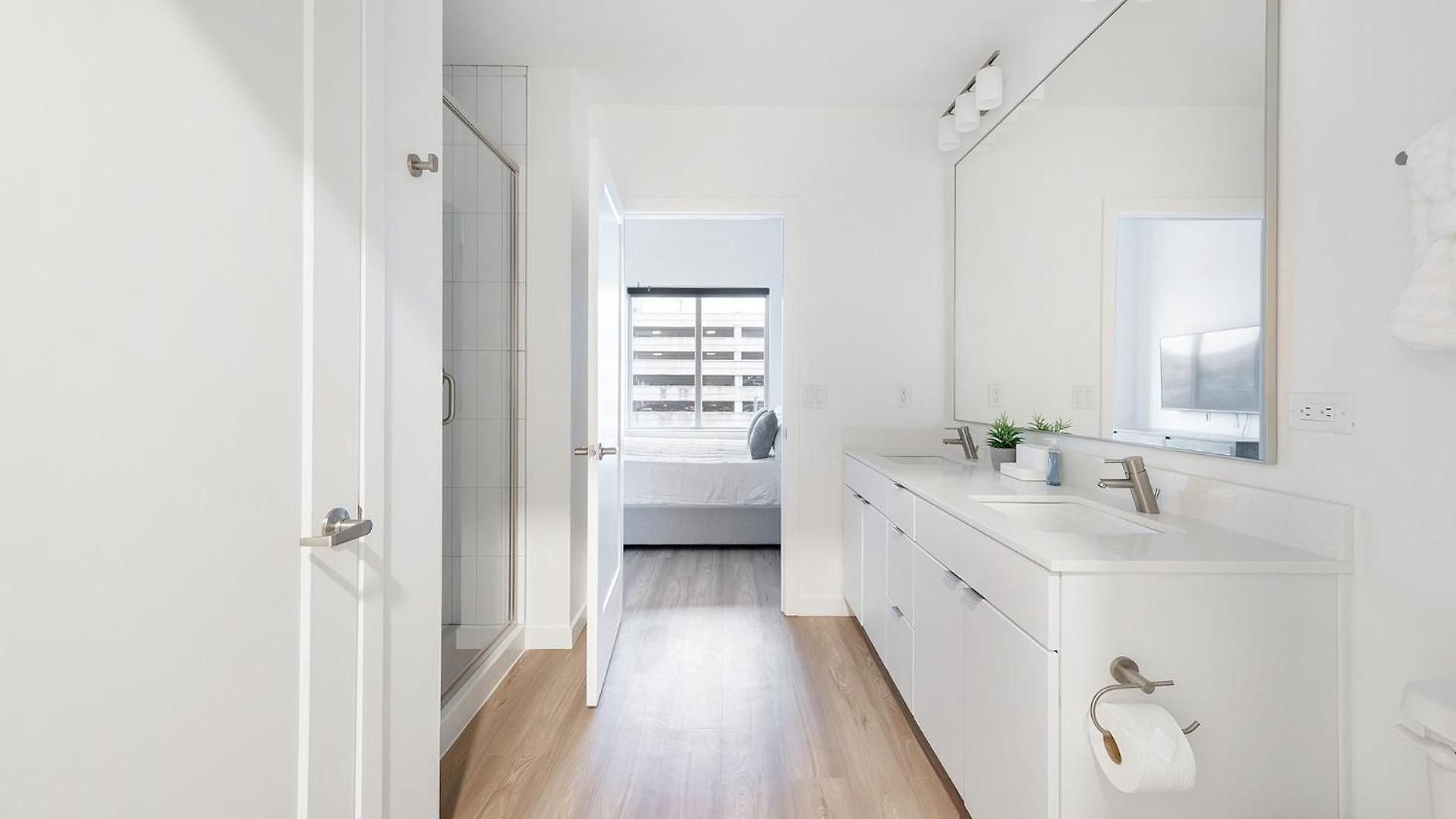 Apartment Landing Stunning 2bd Gym Pool