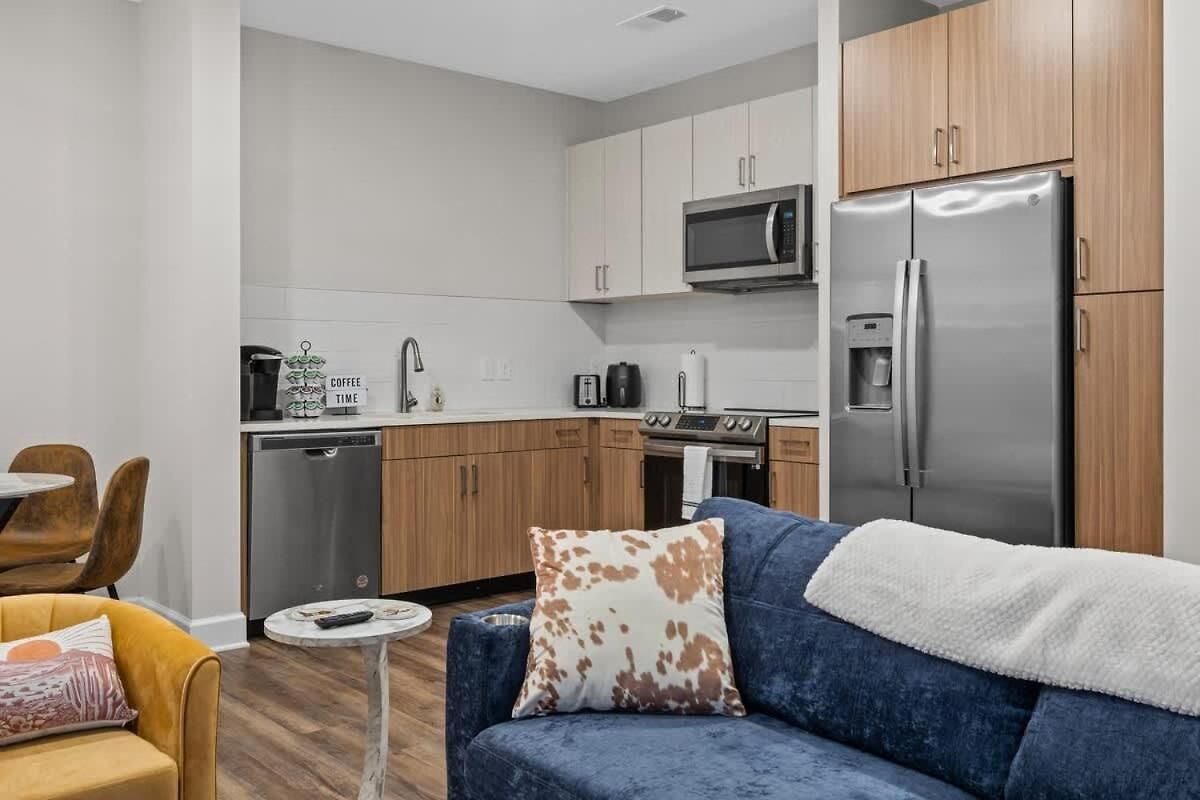 1br Retreat Near Ryman With Gym Access Apartment