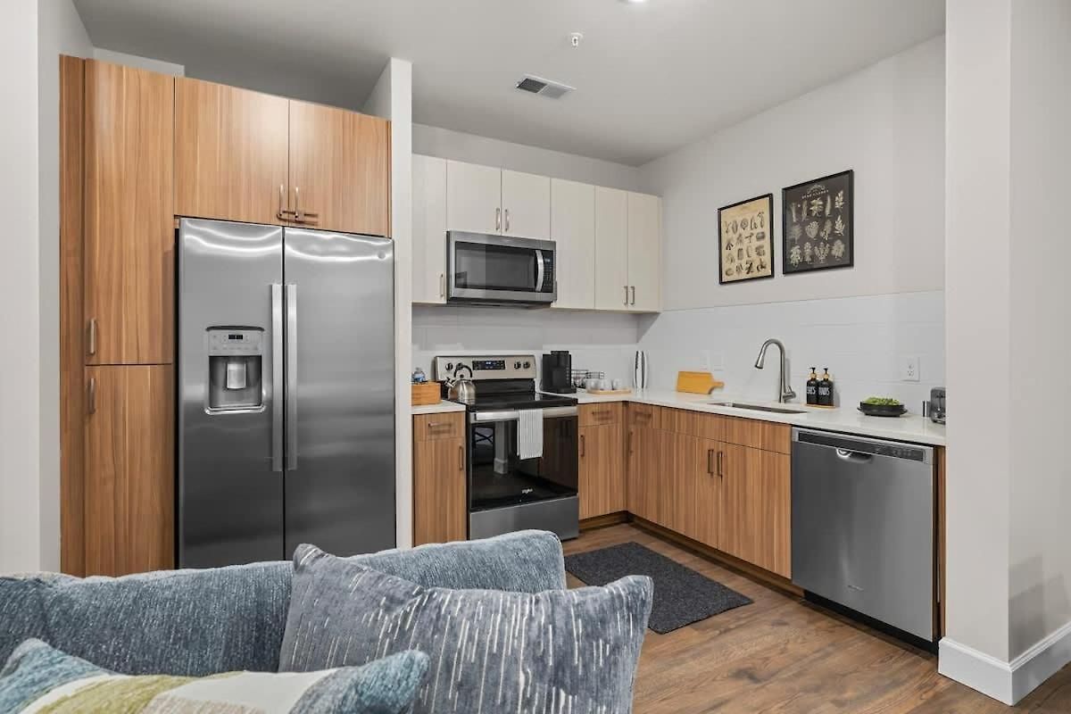 Apartment Stylish 1br With Pool & Gym In The Gulch