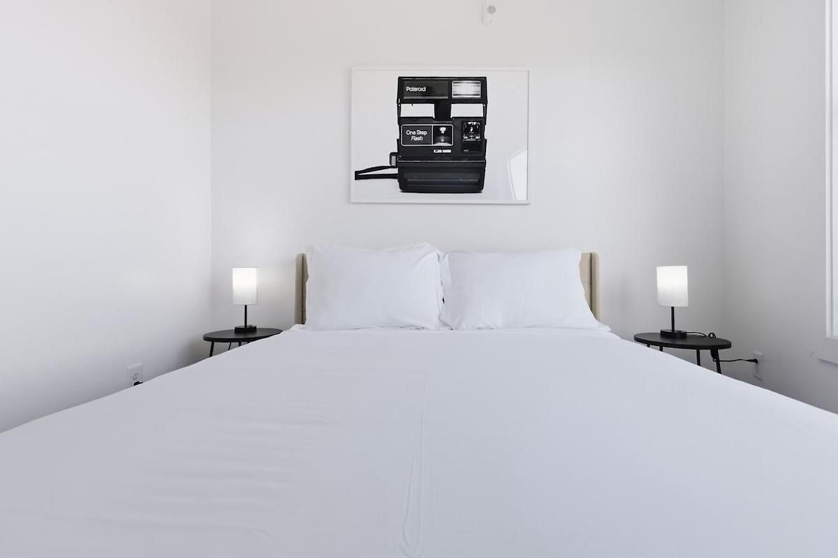 Peaceful Retreat - Views, Close To Broadway