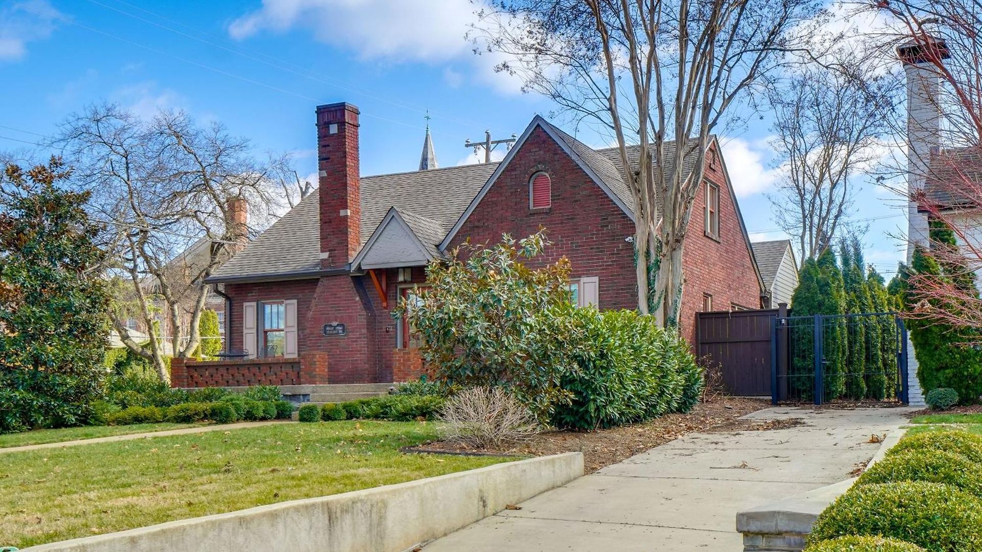 Apartment 1 Mi To Centennial Park, Couple's West End Retreat Nashville