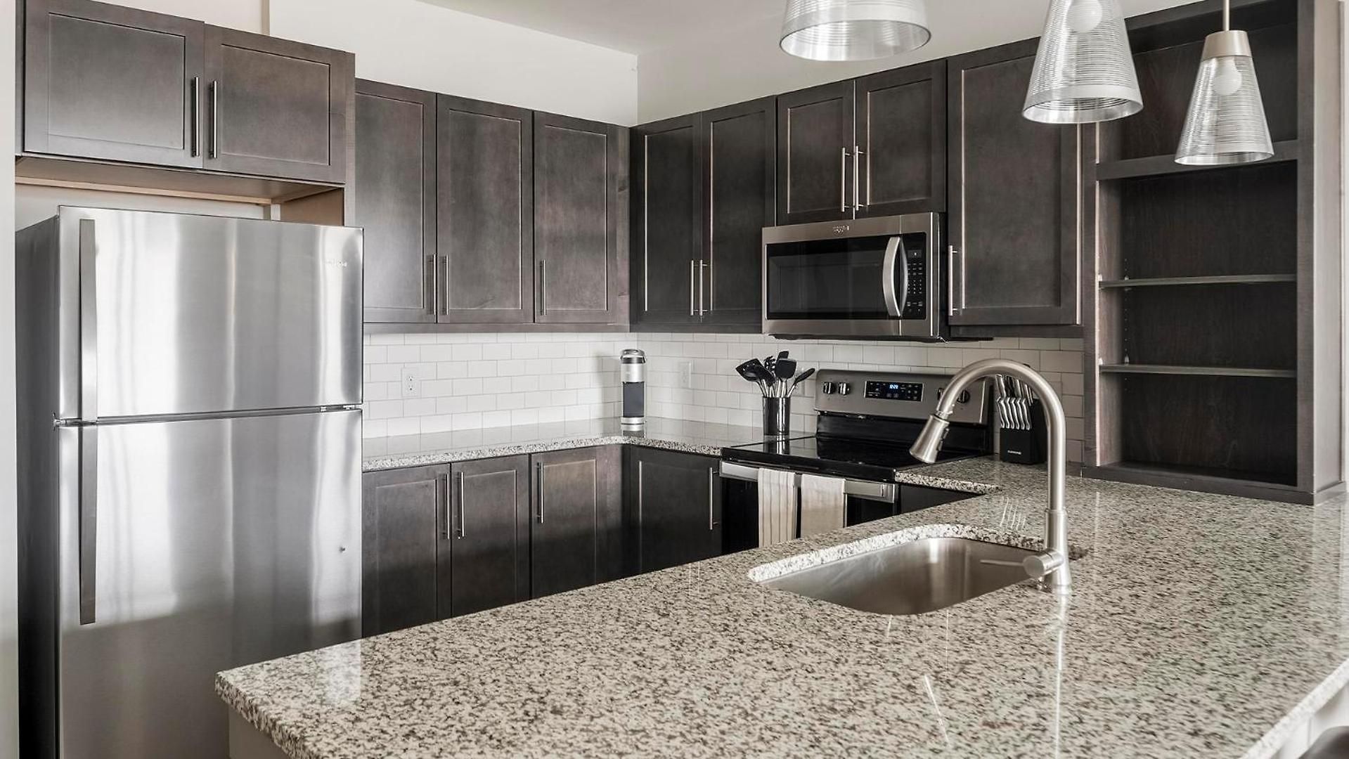 Landing Stylish 1bd Clubhouse Gym * Nashville