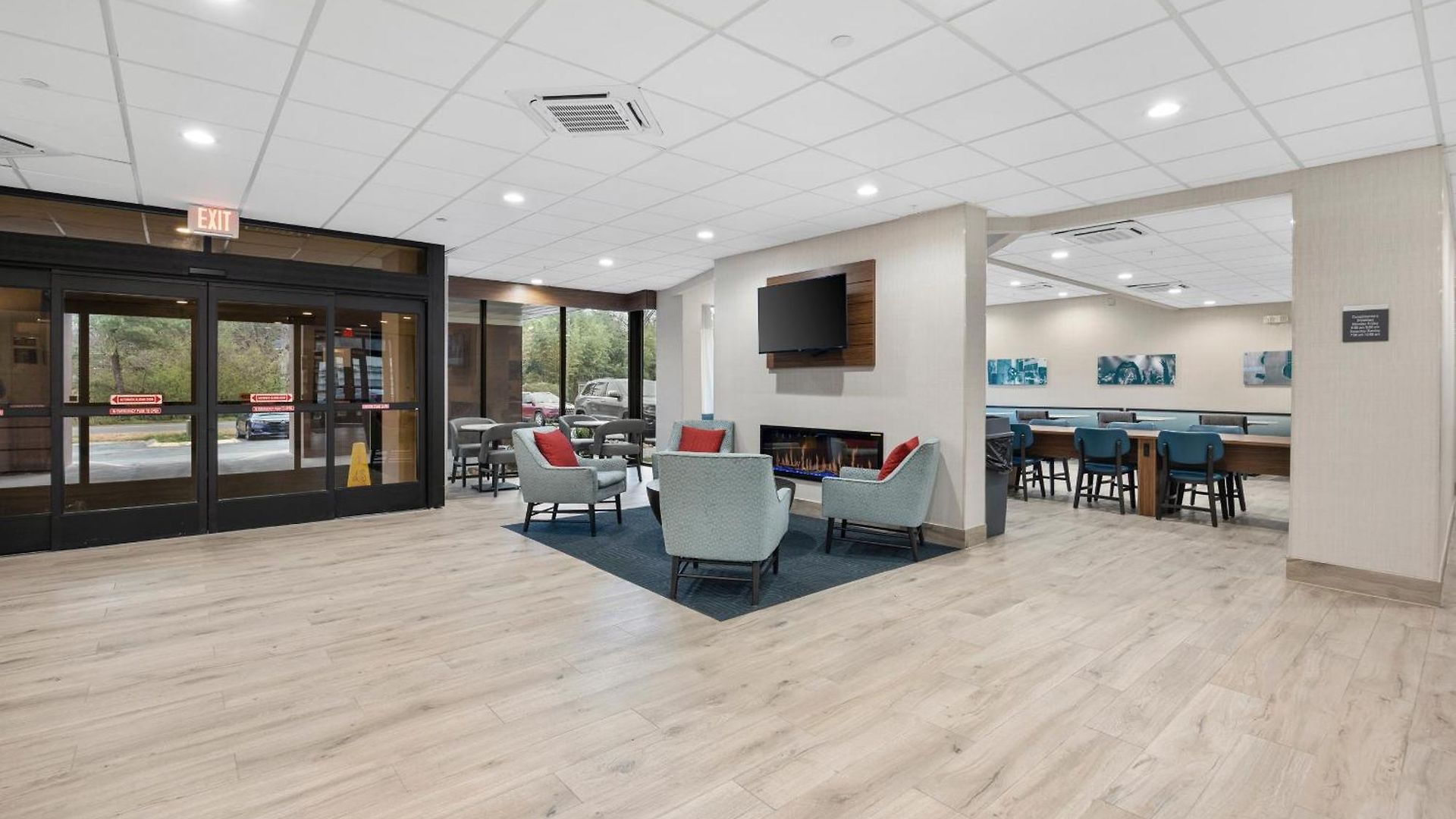 La Quinta By Wyndham Airport/opryland Hotel 3*