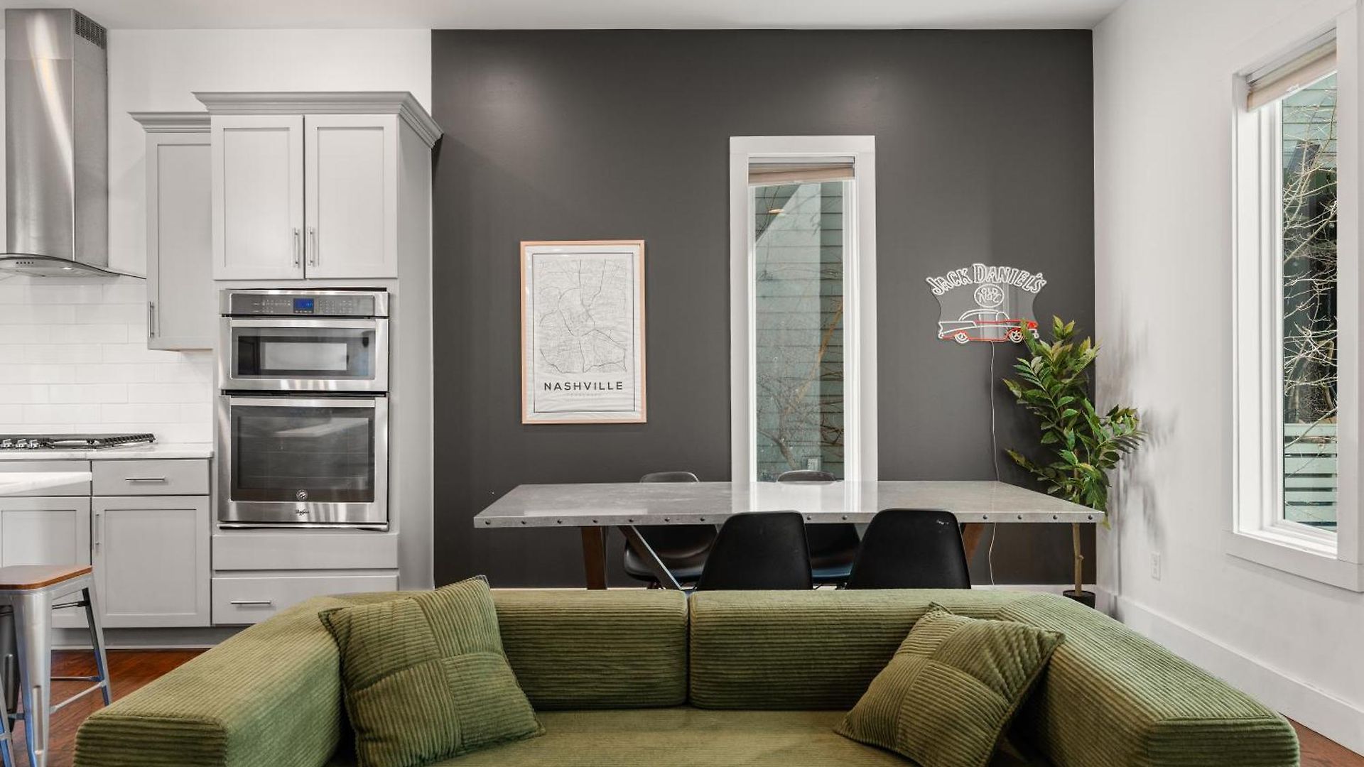 Downtown Views With Rooftop Golf Grill And Firepit Only 8min To Broadway *