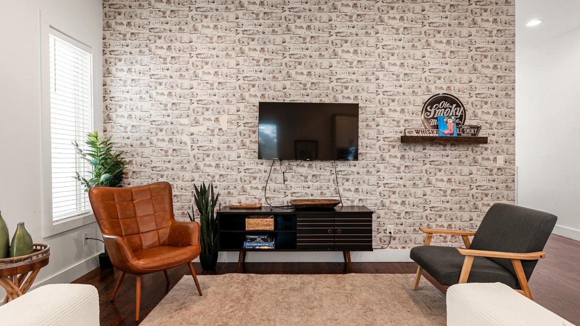 Holiday home Rooftop Golf Grill And Firepit With Downtown Views Only 8min To Broadway Nashville