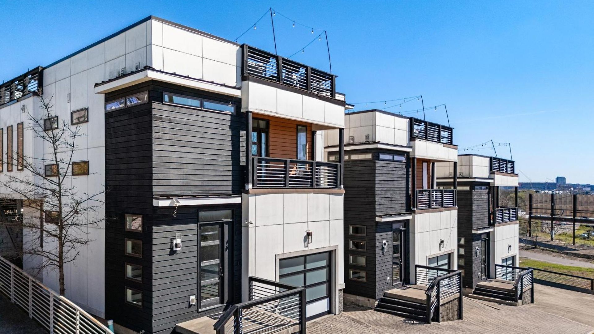 Holiday home Rooftop Golf Grill And Firepit With Downtown Views Only 8min To Broadway
