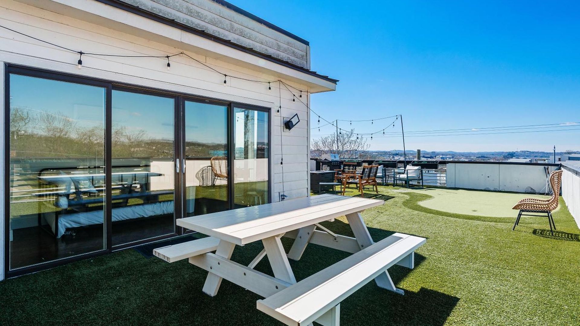 Rooftop Golf Grill And Firepit With Downtown Views Only 8min To Broadway Holiday home *