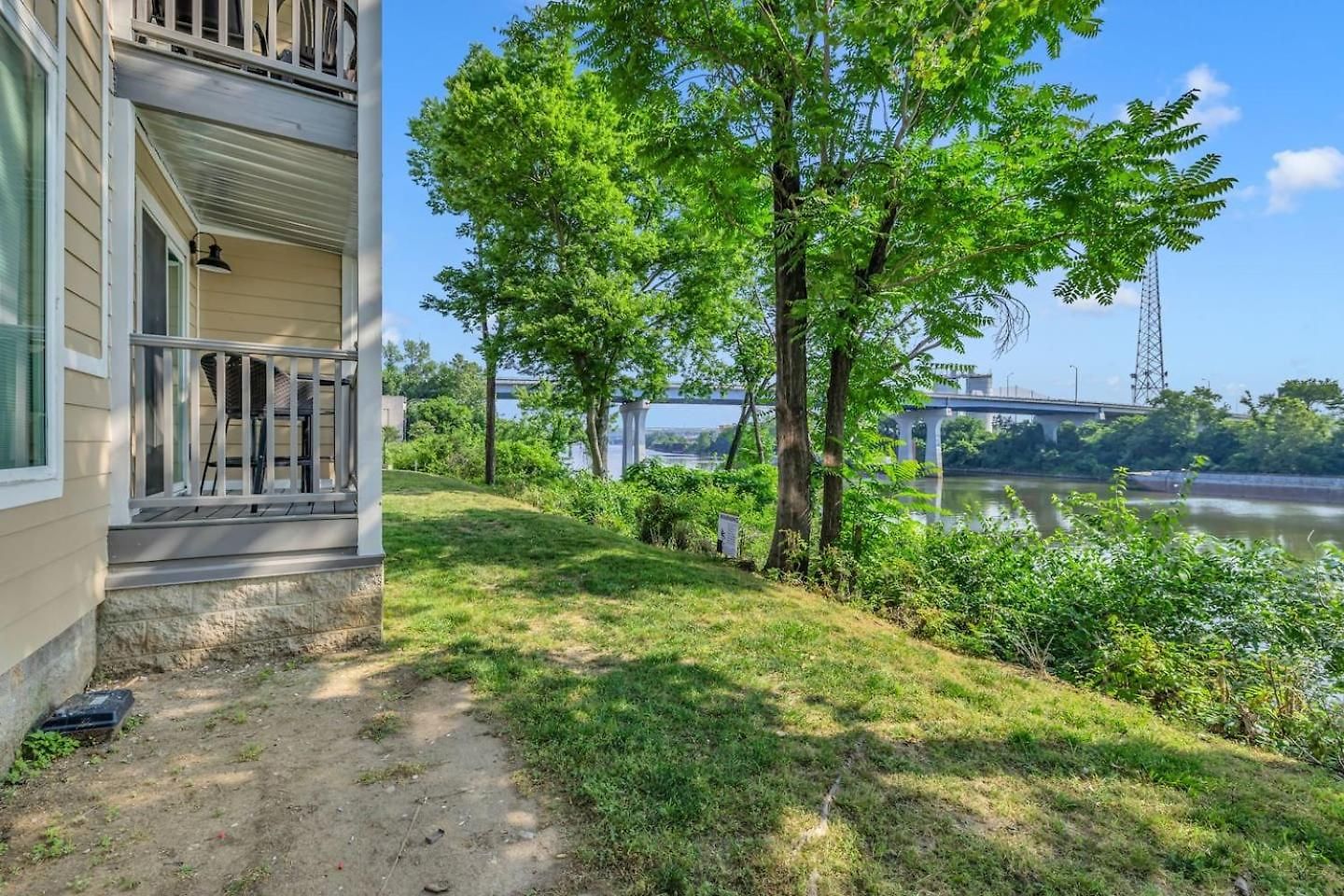 Apartment Nash Music City Condo, Sleeps 6, Walk To Broadway Nashville