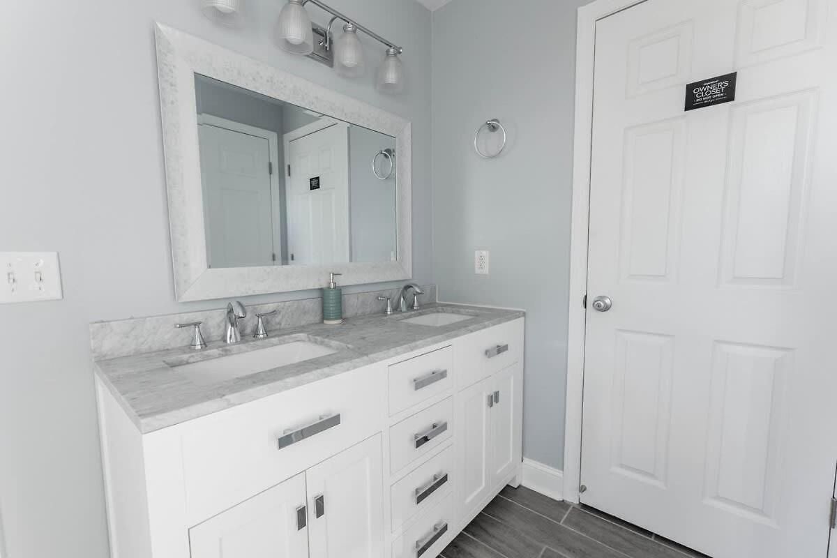 Holiday home Cozy Retreat 10 Min To Broadway *