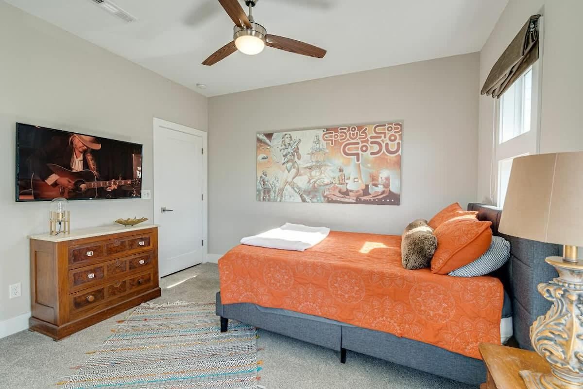 Holiday home Cultured Coach - Music Row - Mins To Downtown Nashville