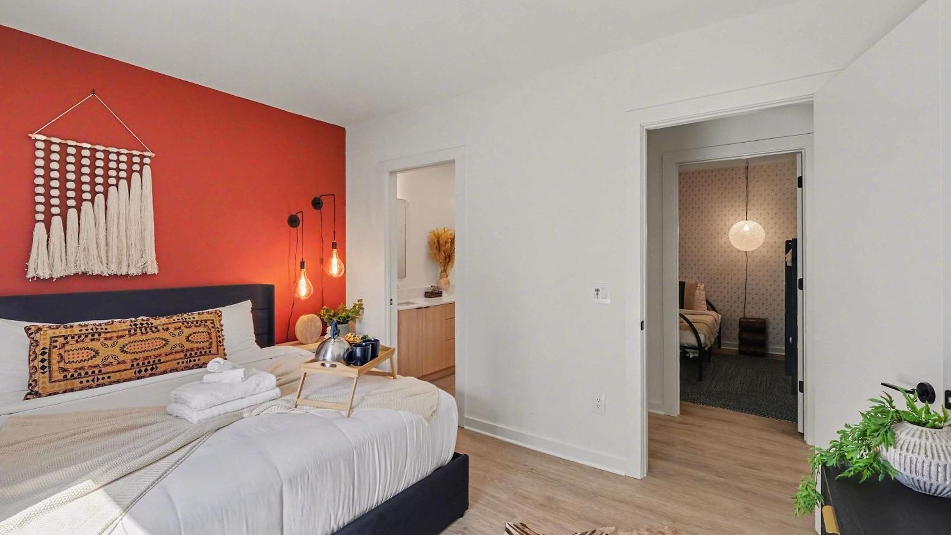 Hyve - Boho Bliss - 3 Bedroom - Located In Sobro *