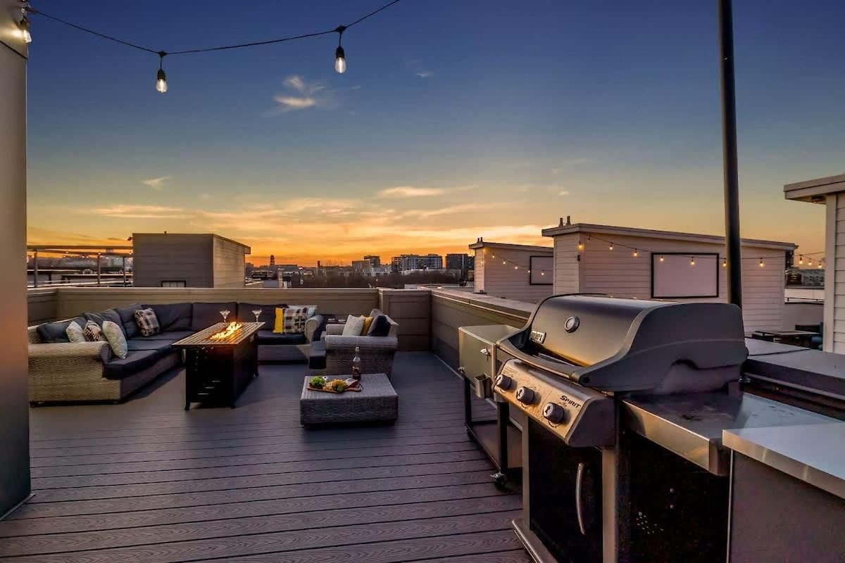 Gulch Melody - Private Rooftop - Heart Of Gulch Holiday home