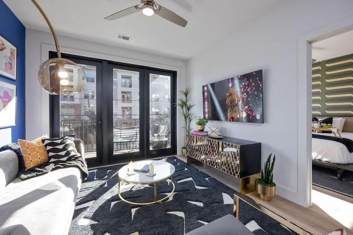 Echo - Odyssey - Heart Of Midtown Holiday home *
