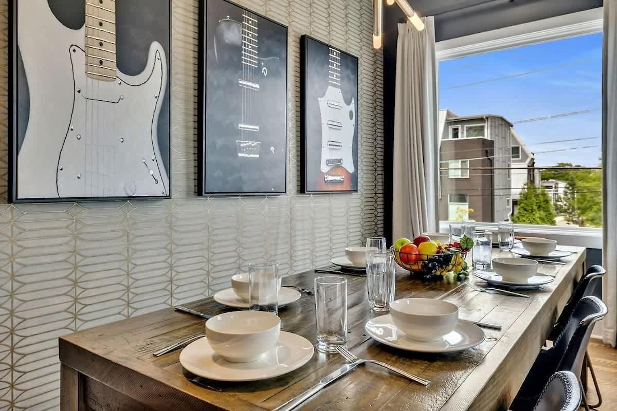Downtown Dolly - Heart Of Gulch - Rooftop Hot Tub Holiday home *
