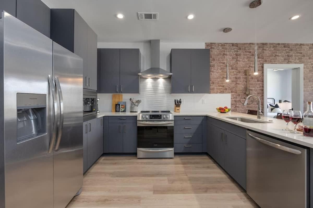 Halcyon - Odyssey - Heart Of Midtown Holiday home *