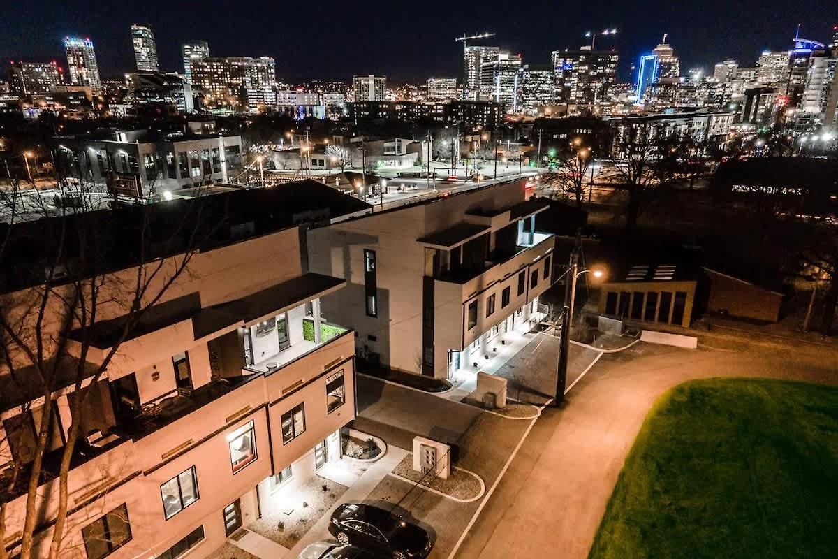 Urban Row - Rooftop Hottub - Heart Of Gulch Holiday home *