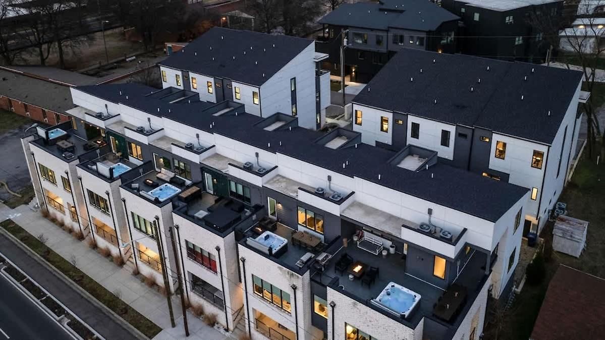 Edgehill Duo - 2 Townhomes - Mins Vanderbilt Holiday home