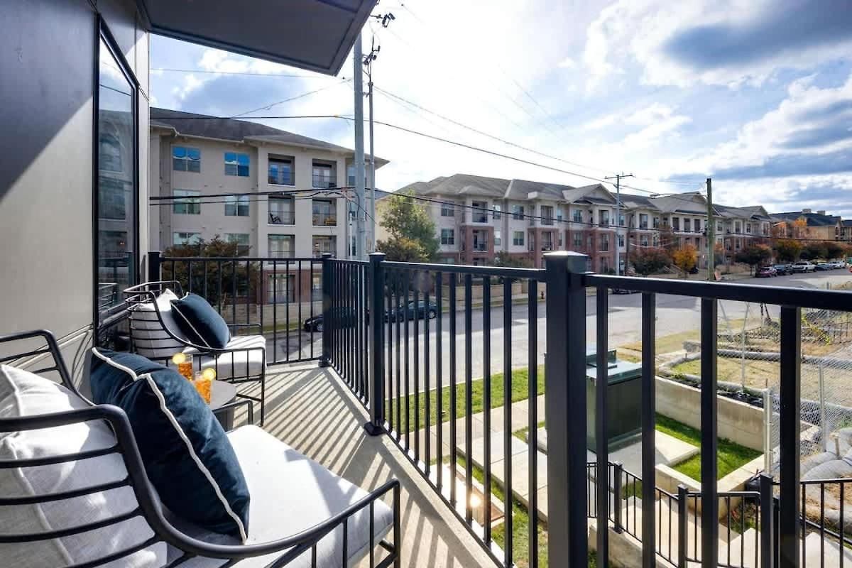 Hideaway-odyssey-heart Of Midtown Holiday home