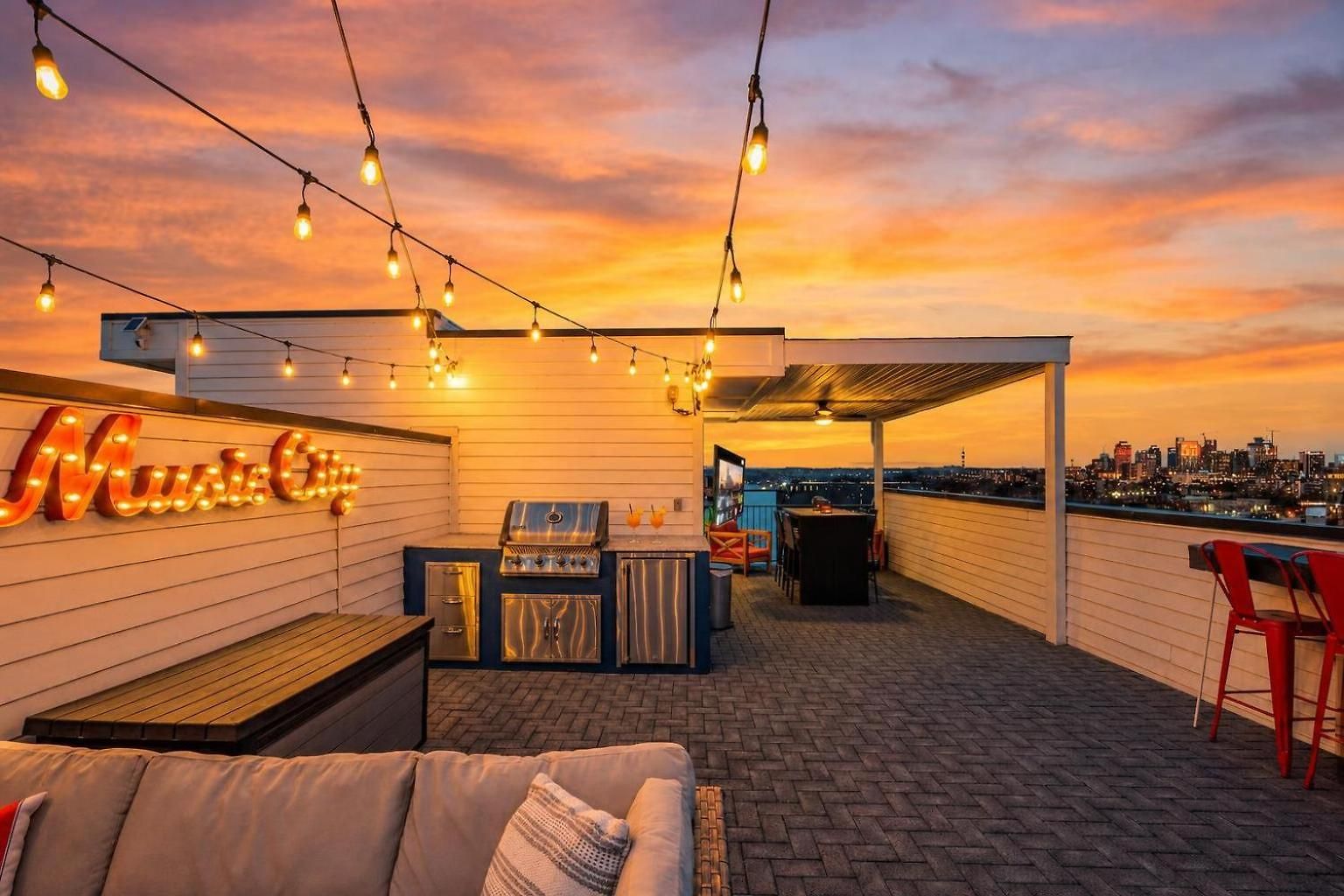 Holiday home New Nashvegas Downtown Rooftop Views 13beds *