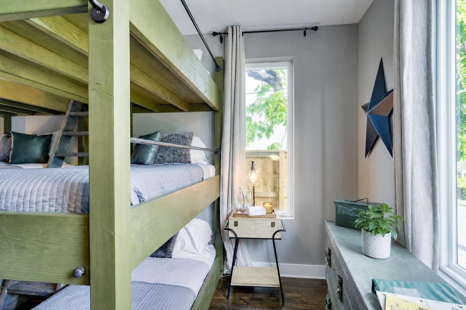 New Nashvegas Downtown Rooftop Views 13beds * Nashville