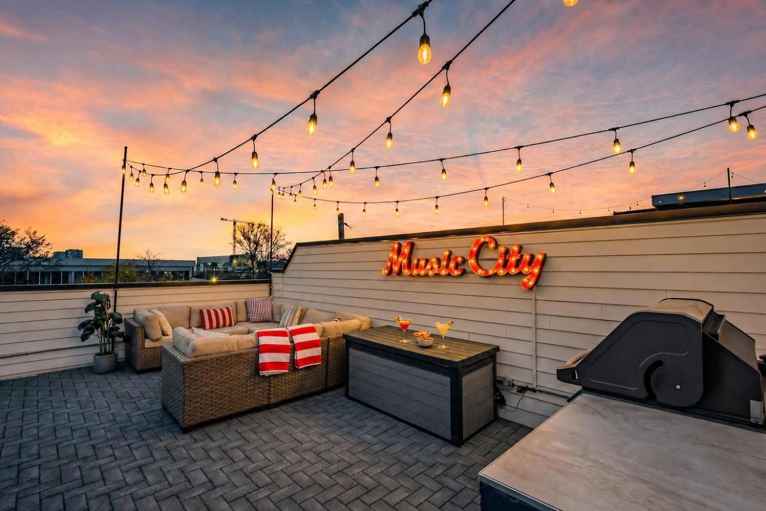 Holiday home New Nashvegas Downtown Rooftop Views 13beds