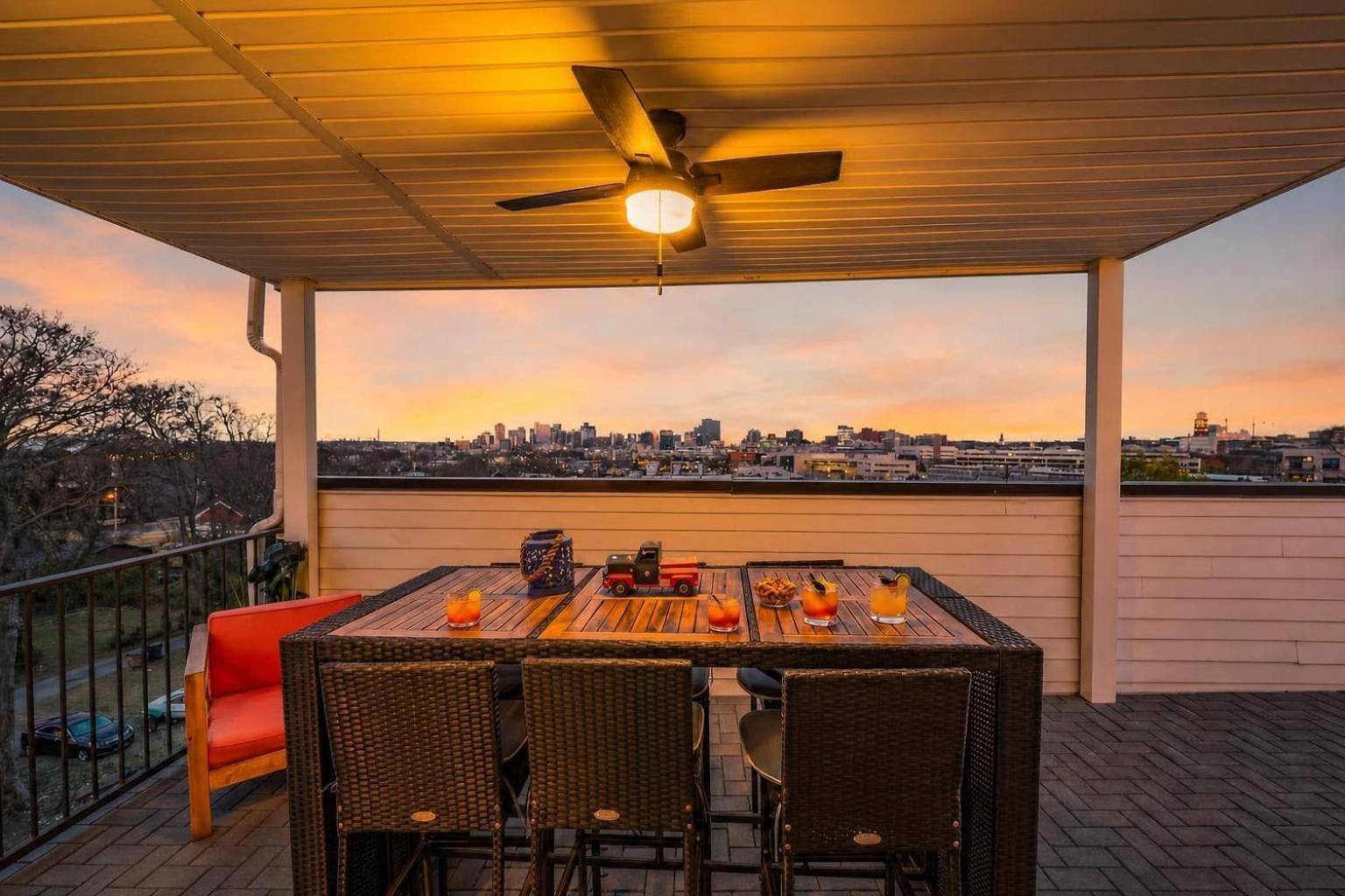 Holiday home New Nashvegas Downtown Rooftop Views 13beds *