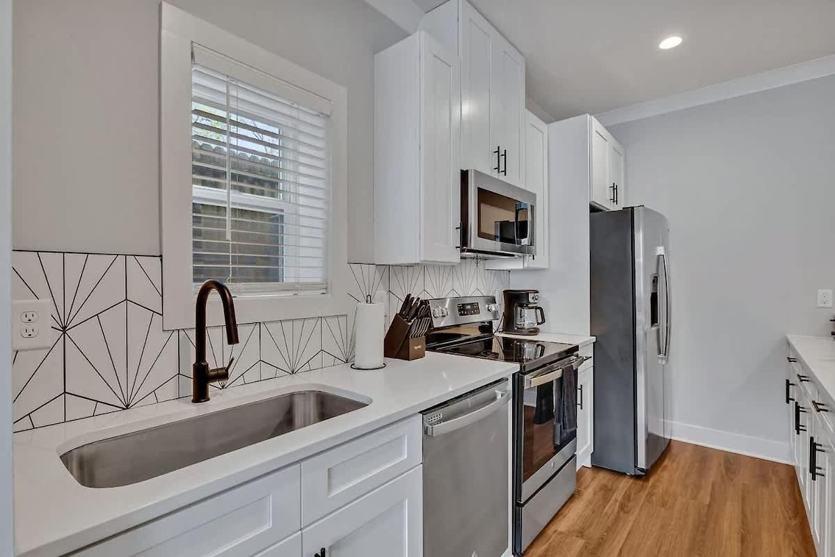 Melrose Mix - Rooftop Deck - 5 Mins To Broadway Holiday home Nashville