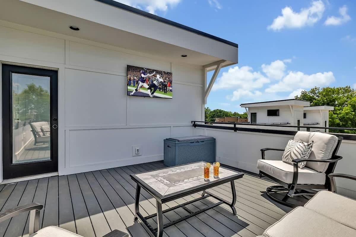 Bass - Private Rooftop - 8 Mins To Broadway Nashville