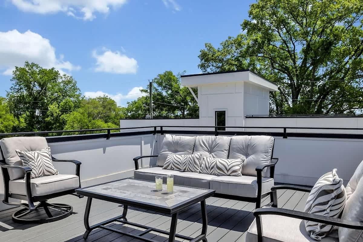 Holiday home Soprano - Private Rooftop - 8 Mins To Broadway *
