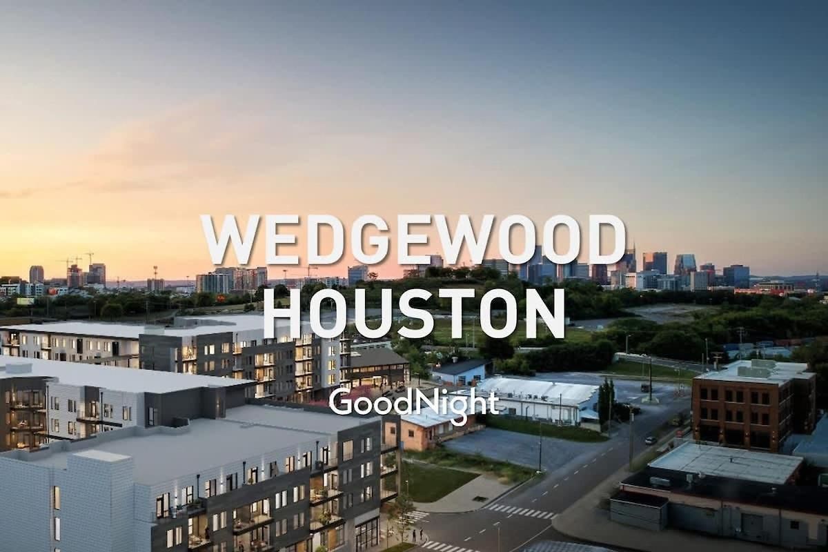 Holiday home Soprano - Private Rooftop - 8 Mins To Broadway