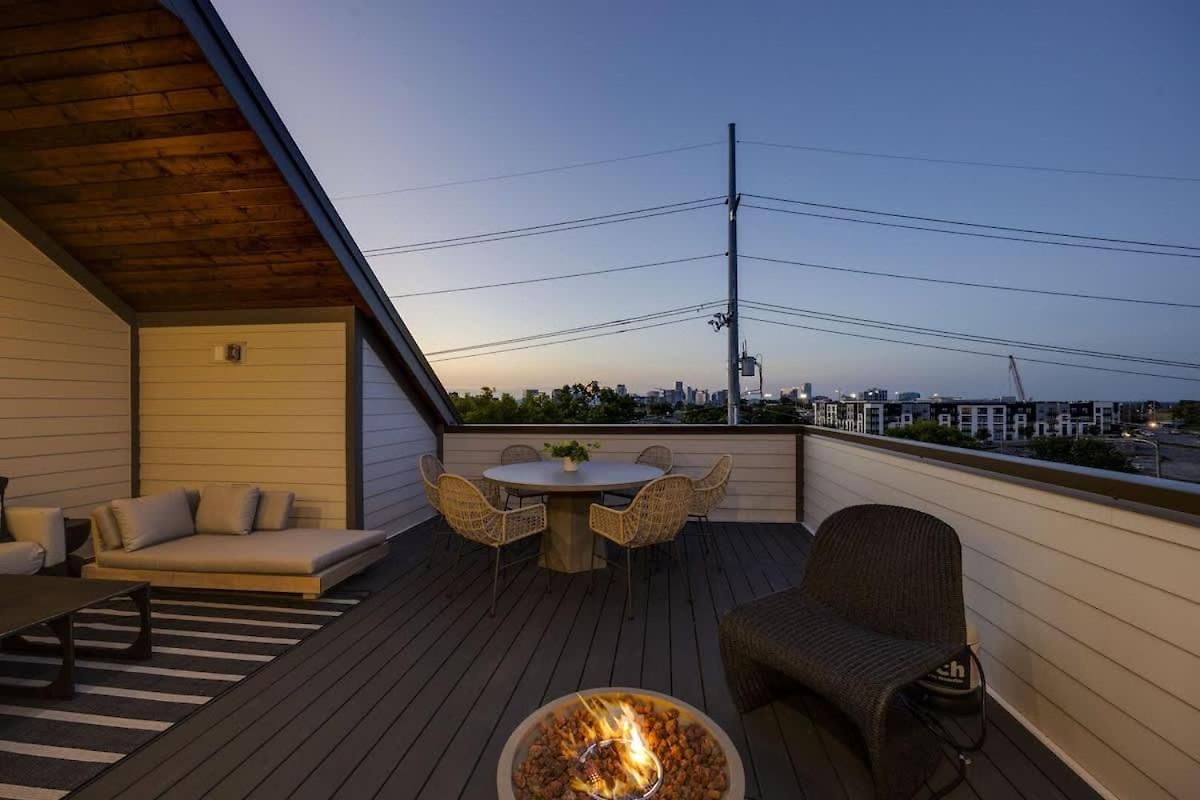 Holiday home Luxe-elevate-modern Luxury-stunning Views
