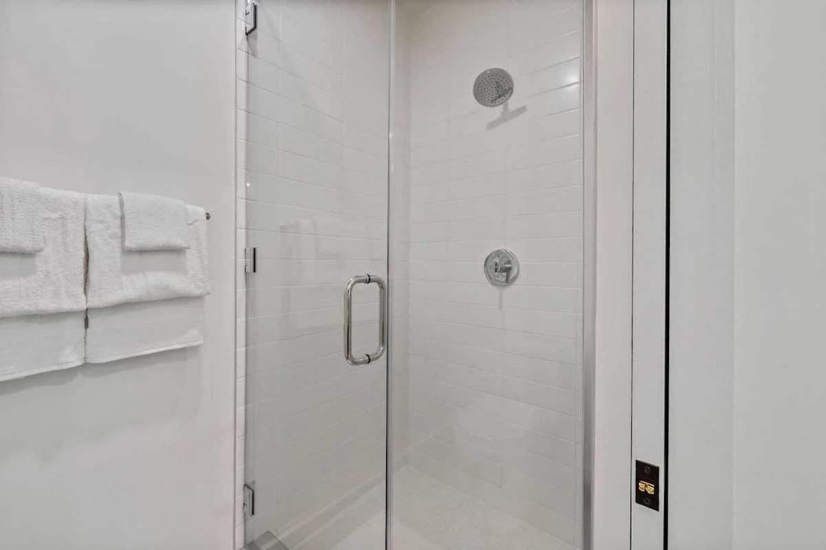 Holiday home Hyve - Tropical Penthouse - Pool & Gym *