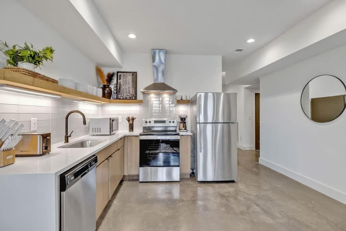 Enchant - Stunning Views - Modern Luxe Nashville