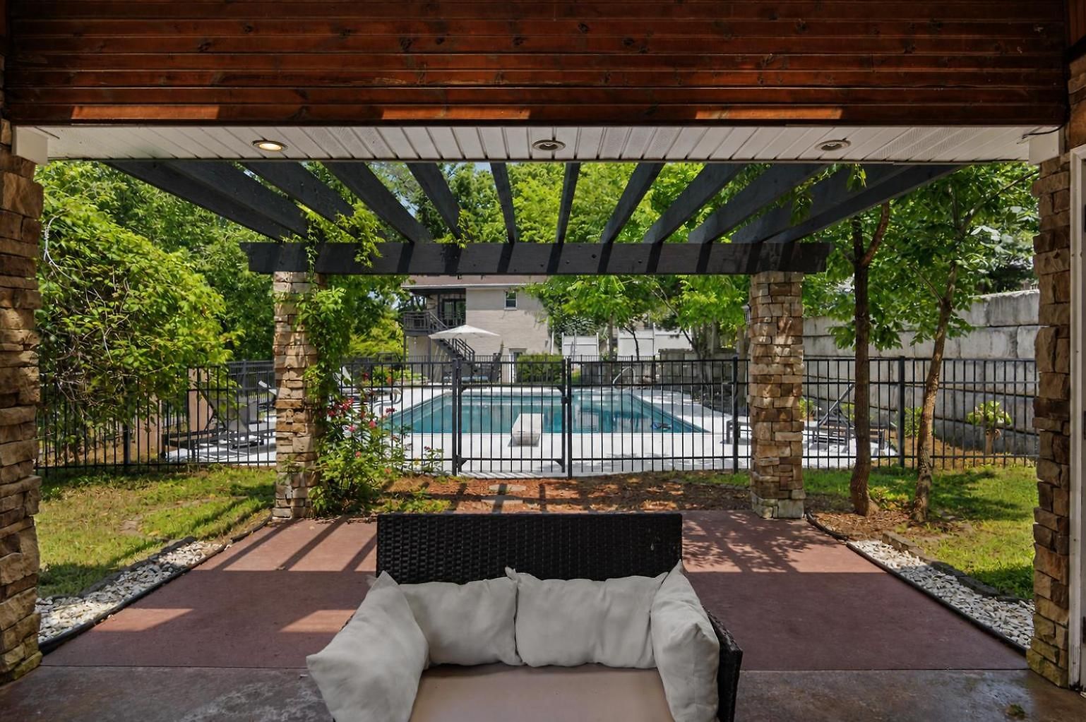 Copperline Ranch 60 Acre Estate Former Kenny Rogers Holiday home Nashville