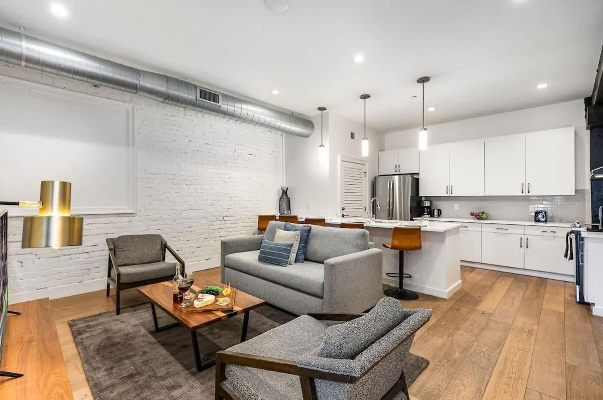 Holiday home The Saddlery-frequency-2 Units-walk 2 Broadway Nashville